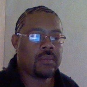 Meet your Posher, Everett